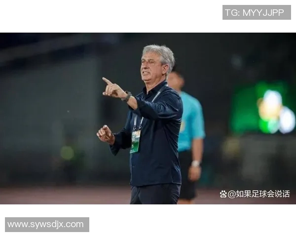 寒门崛起的传奇故事国外足球明星如何逆袭成就辉煌人生