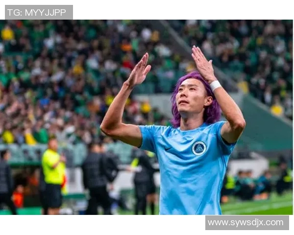 王宇轩的足球梦想之路从青涩少年到璀璨明星的奋斗传奇